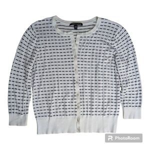Cable & Gauge White and Black Cardigan with Pearly Buttons Size L
